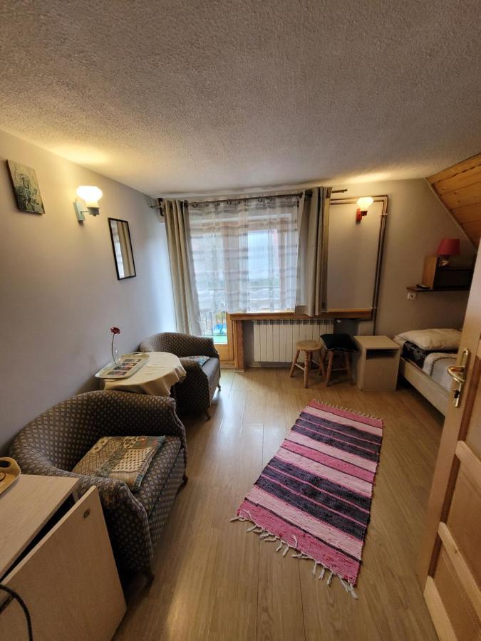 Helena Homestay