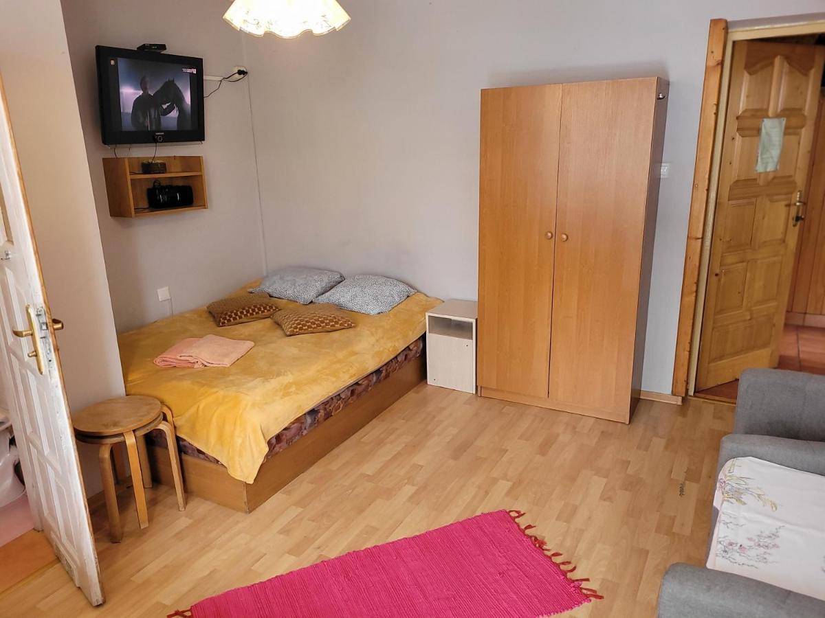 Helena Homestay *